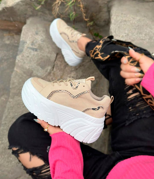 Zapatilla Plataforma Camila Beige Mujer 840