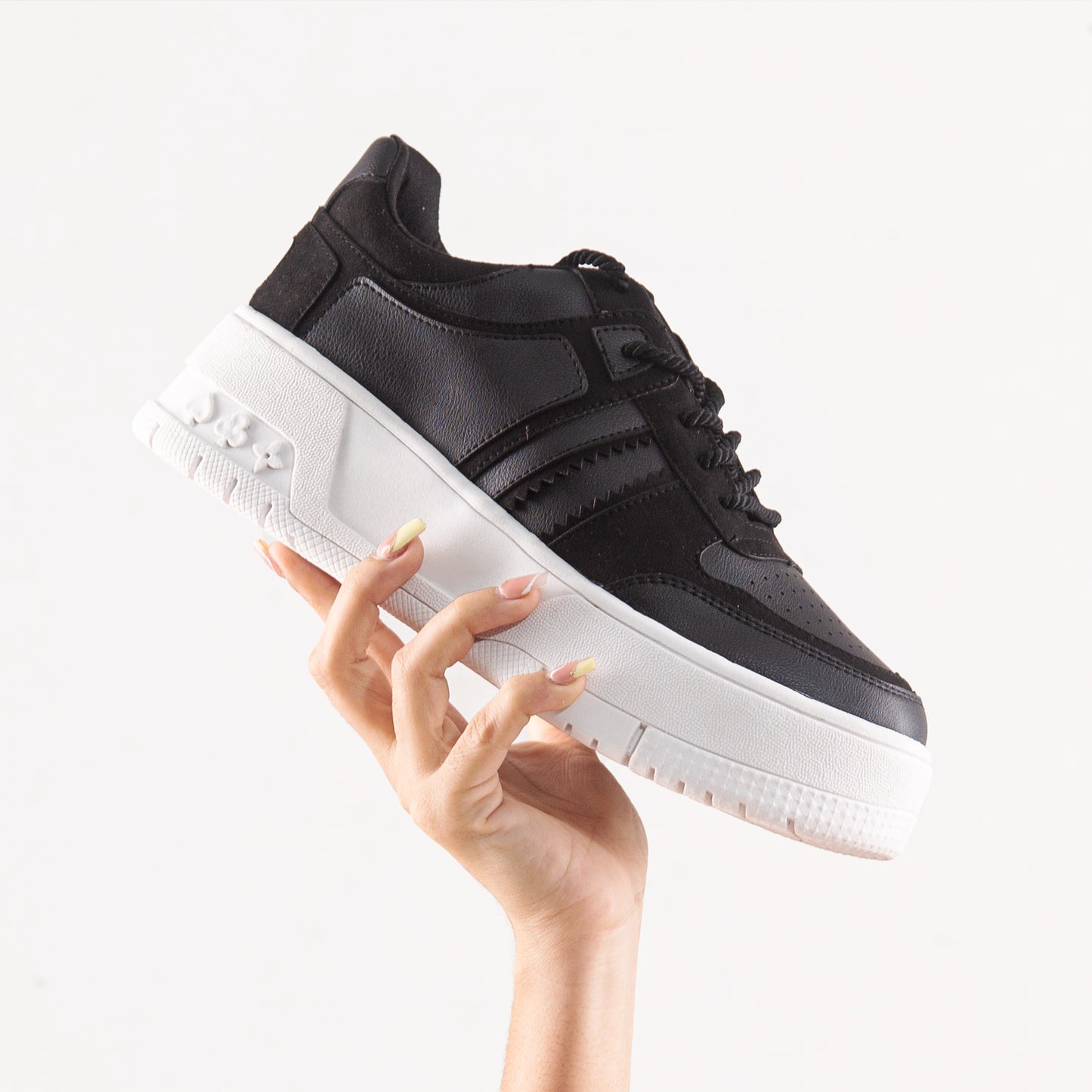 Zapatilla mujer ANA 840 Negro