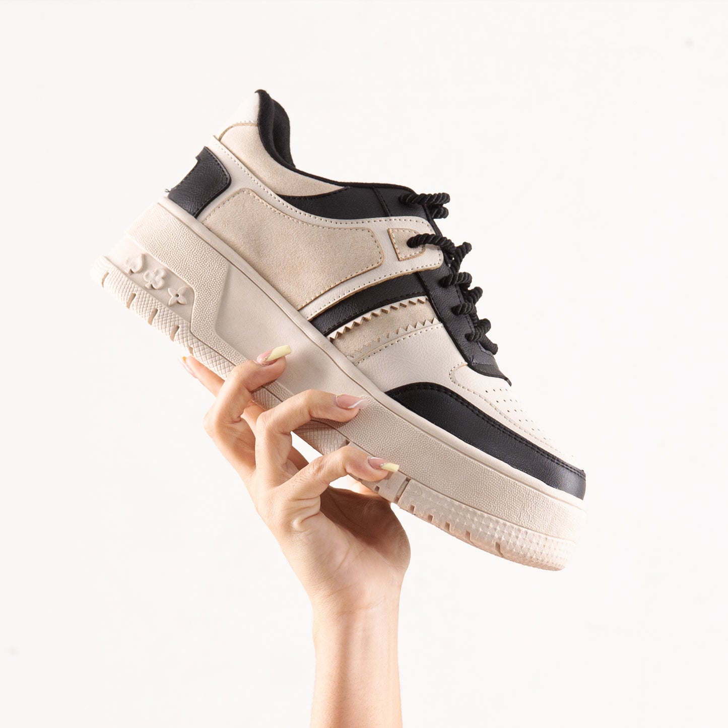 Zapatilla mujer ANA 840 Beige