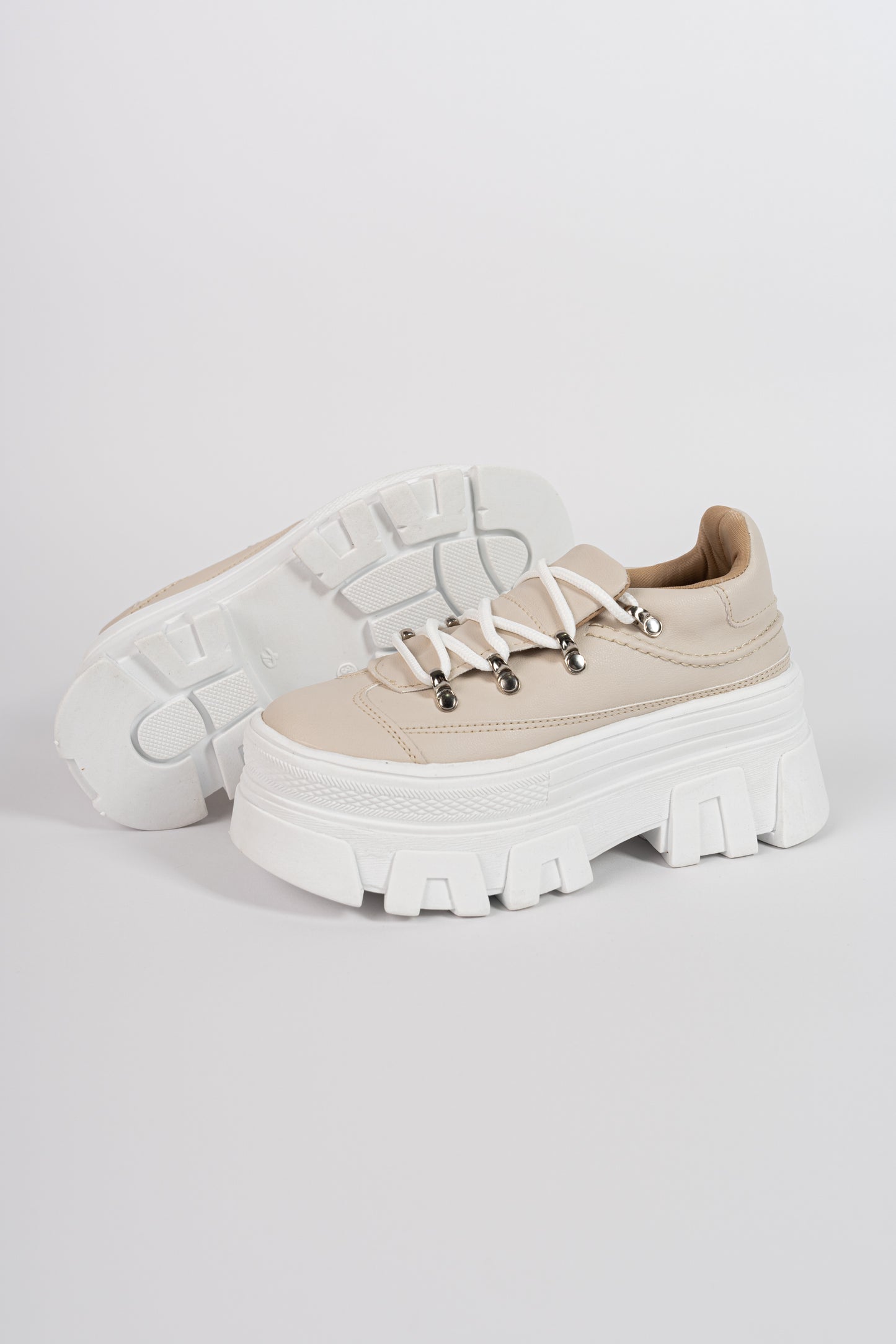 ZAPATILLA PLATAFORMA BRUNNA BEIGE