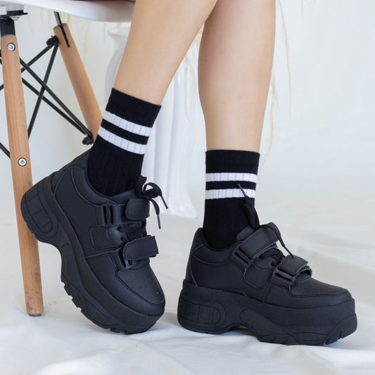 Zapatillas Julieta Negro Mujer 765