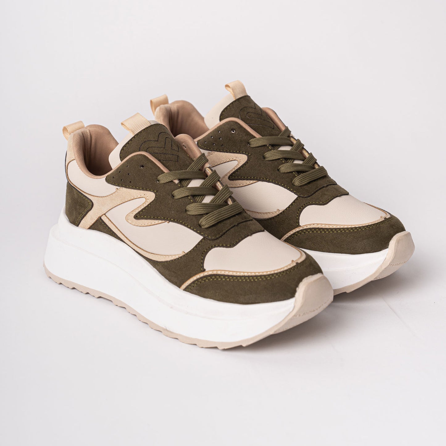 Zapatilla Shantal Verde Mujer 828