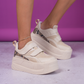 ZAPATILLA PEGA 738 BEIGE